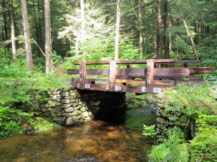 Charles Pack Trail (blue/yellow dot):